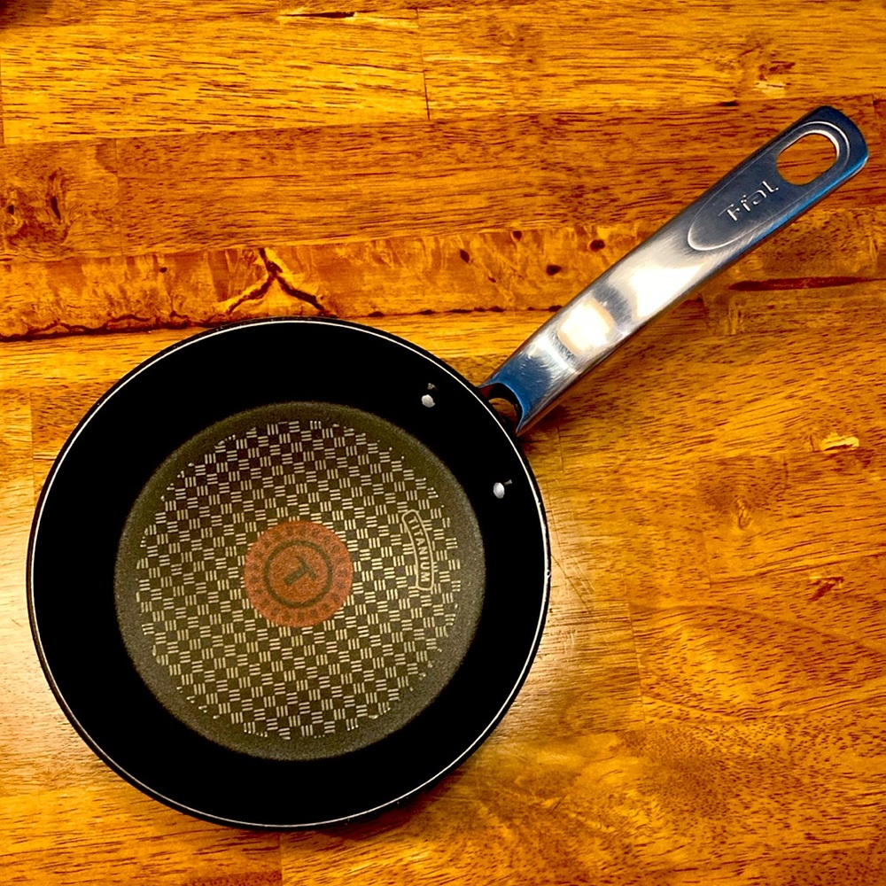 T-Fal Titanium skillet